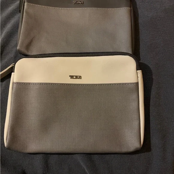 TUMI Black and Gray Toiletry Bag Set - Picture 2 of 3